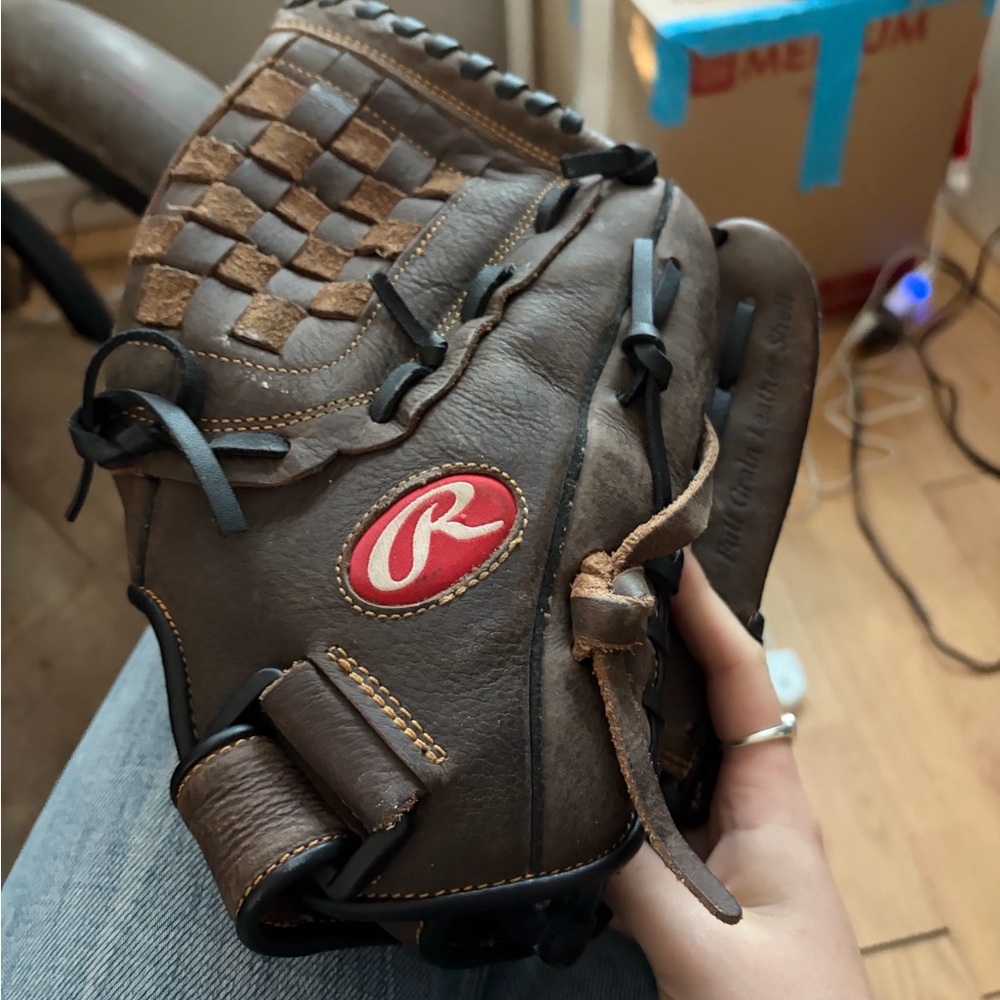 Rawlings Brown Leather Baseball Glove with Red Logo